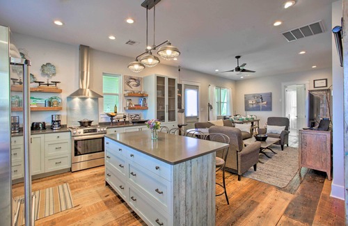 Slidell House | Modern Slidell Home w/Private Fishing Dock!