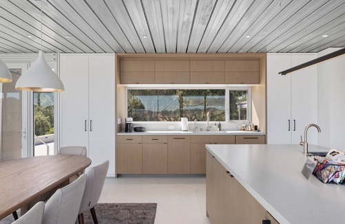 Santa Rosa House | Modern Sonoma Valley House w/Pool & Gym – Valley Views, Minutes to Winery
