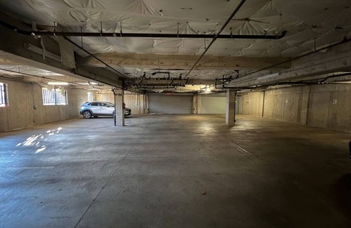 Lair Hill Condo | Modern South Portland Luxury Condo Offering City & Mountain Views