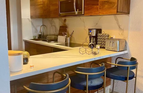 Playa Diamante Apartment | Modern & Spacious Luxury Condo – Punta Diamante