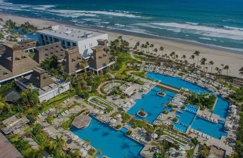 Playa Diamante Apartment | Modern & Spacious Luxury Condo – Punta Diamante
