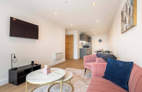 Leeds Apartment | Modern & Spacious 1 Bedroom Apartment in Leeds
