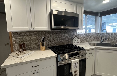 Casa Grande House | Modern & Spacious 3-Bedroom 2-bathroom Home