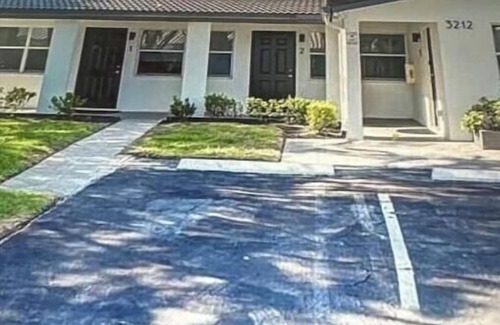 Pompano Beach Villa | Modern Spacious Beach Villa 1 Pompano Beach