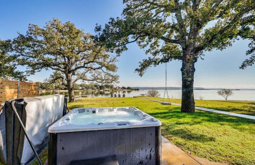 Tow House | Modern, Spacious! Lake Buchanan Retreat with Hot Tub