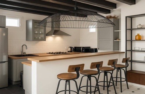 Quartier de la Folie-Mericourt Apartment | Modern & Spacious near Le Marais
