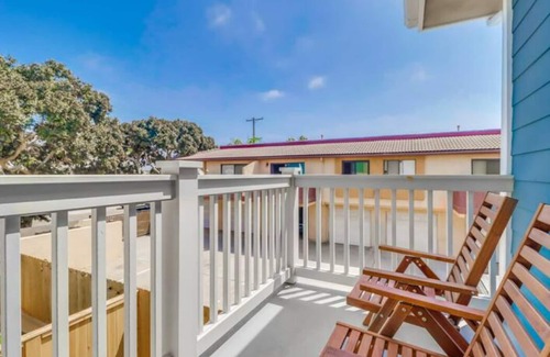 Imperial Beach House | Modern & Spacious 3-Bedroom Home w Garage, 5 min to Beach, Downtown
