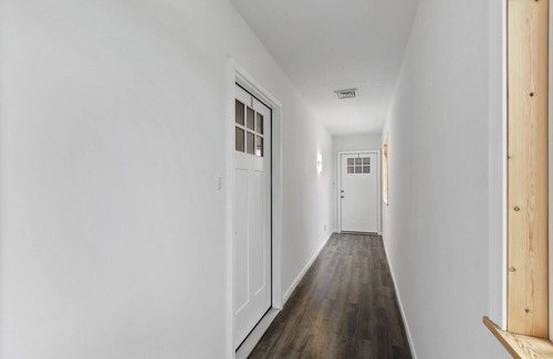 Festus Apartment | Modern Studio Apartment in the heart of Festus