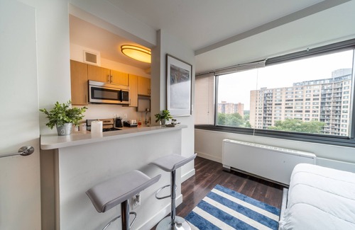 Alexandria West Apartment | Modern Studio Apt w/all Amenities Near D.C.