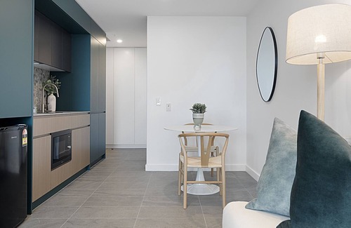 North Fremantle Apartment | Modern Studio in Fremantle with Stunning Rooftop