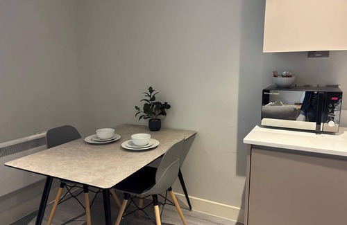 Bracknell Apartment | Modern Studio in Bracknell with free Parking
