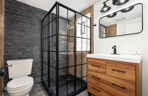 University District Apartment | Modern Studio in the heart of OSU campus