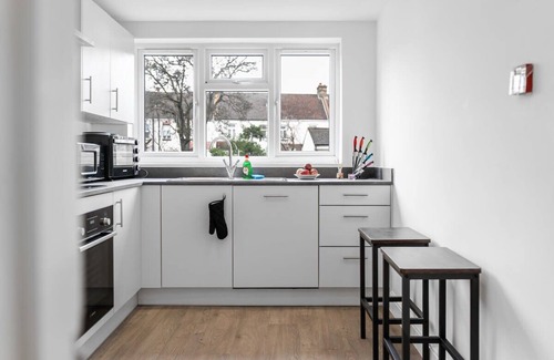 Wembley Central Apartment | Modern Studio Rooms in Wembley 3