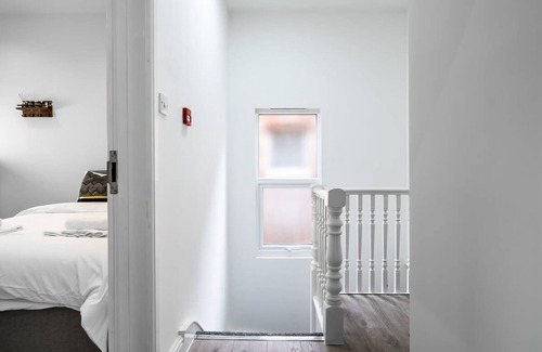 Wembley Central Apartment | Modern Studio Rooms in Wembley 5 DUP