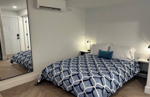 Downtown Omaha Apartment | Modern Studio Walk to Old Market