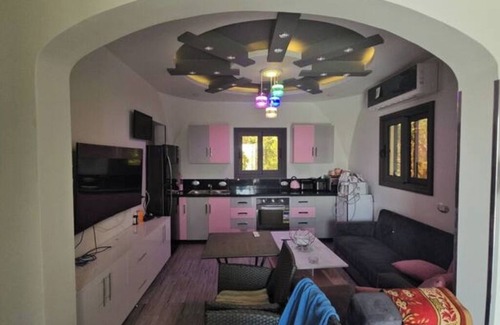 Dahar Apartment | Modern studio with terrace in Hurghada - top location, 5 minutes from the airport!