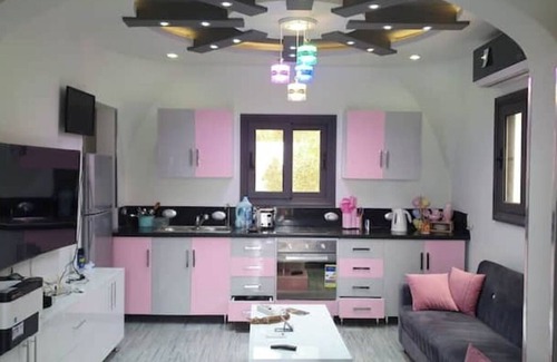 Dahar Apartment | Modern studio with terrace in Hurghada - top location, 5 minutes from the airport!