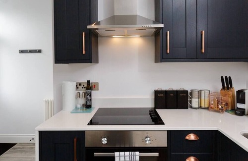 Dollar Apartment | Modern , stylish one bedroom apartment in the centre of Dollar