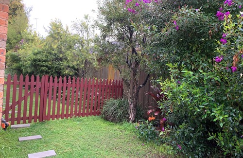 Mount Colah House | Modern Stylish Getaway with Stunning garden view Granny Flat in MC 2079