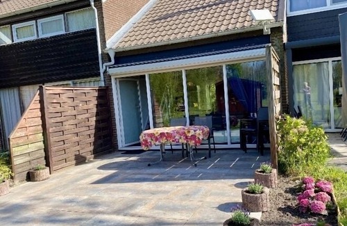 Bruinisse House | Modern, sunny FH by the sea family-friendly top-renovated 17.24.9.25Last min.