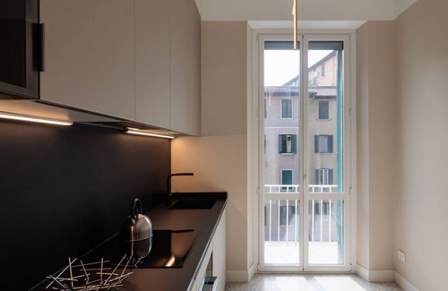 Casoretto Apartment | Modern three-room apartment in Via Lambrate, 13 - Mirable PM