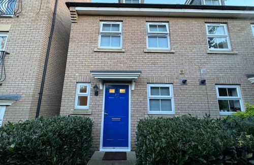 Wellingborough House | Modern Townhouse