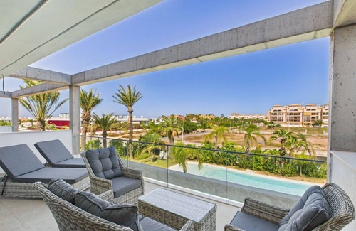 Mar de Cristal Apartment | Modern Two-Bedroom Apartment Near the Beach in Mar de Cristal