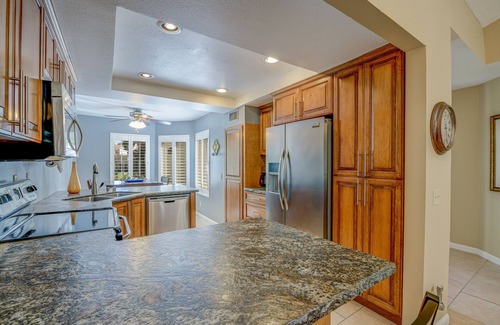 La Quinta Condo | Modern & Upgraded 2 Bdrm La Quinta Retreat Permit #105014