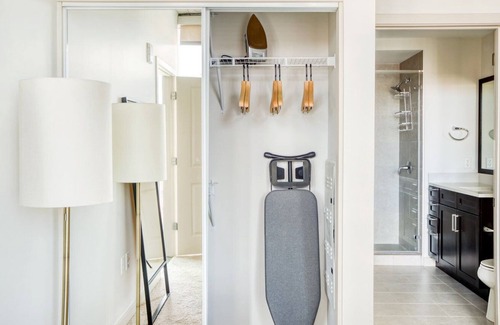 Uptown Apartment | Modern Upper Downtown 1BR w/ Gym & Pool near 16th St Mall, by Blueground