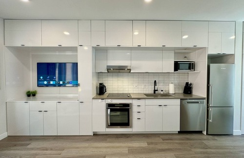 City Park West Apartment | Modern Uptown Studio Near Downtown!