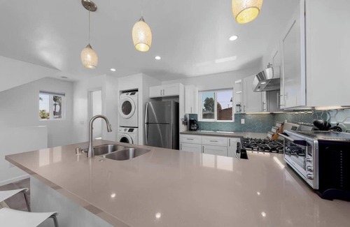 North Park House | Modern Urban Escape Rooftop & Walkable Fun