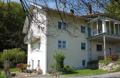 Roehrnbach Apartment | Modern vacation apartment (65 sqm) for 2 people with large terrace