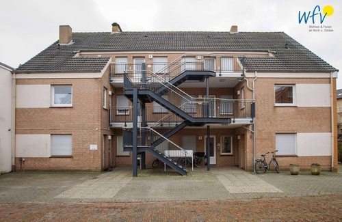 Borkum Apartment | Modern vacation apartment with balcony and comfortable furnishings on Borkum