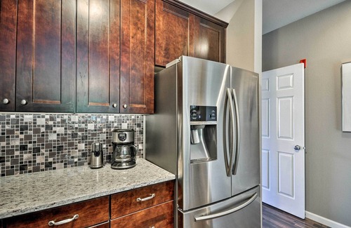 Hough House | Modern Vancouver Townhome - Right on Main St!