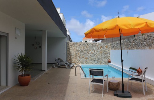 Famalicao Villa | Modern villa with private heated swimming pool