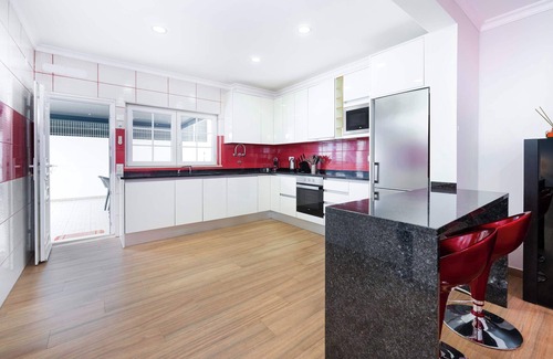 Albufeira Villa | ! Modern Villa 200m from beach with sea view & SPA !