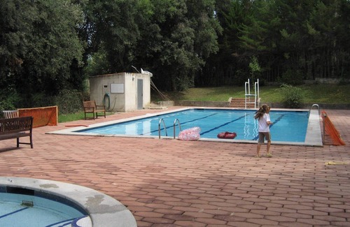 Santa Maria de Solius Villa | Modern villa in rural setting sleeps 10. Ideal for familys