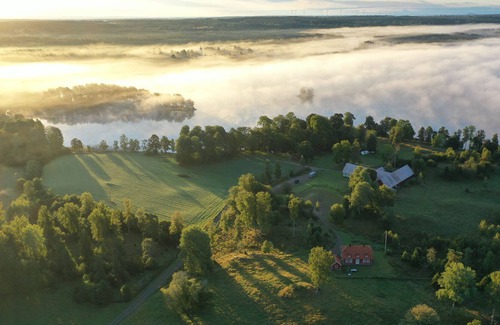 Mullsjo Villa | Modern villa in a rural setting - 5 minutes from the lakeshore