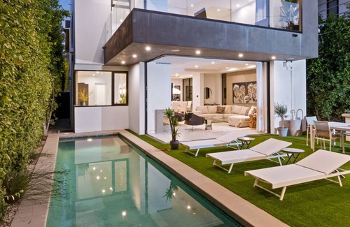 Tri-West Villa | MODERN VILLA IN WEST HOLLYWWOD