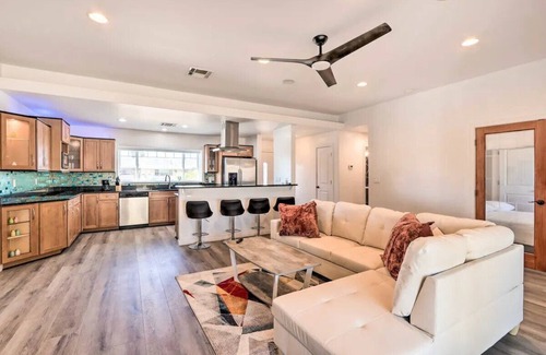 South Scottsdale Villa | Modern Villa min walk to Scottsdale W Hotel & City Center