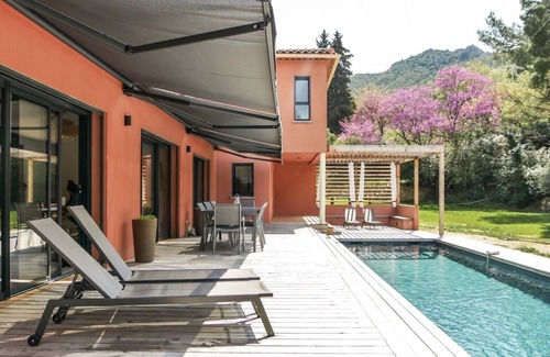 Roquevaire Villa | Modern villa near Cassis !