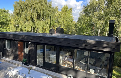 Saltsjo-Duvnas Villa | Modern villa with spa bath near Stockholm city, swimming and nature