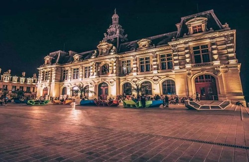 Vasles Villa | Modern villa with large garden