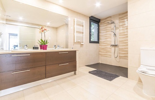 Castelo Villa | Modern villa with private pool, 5 min from the beach