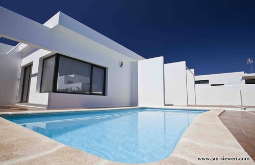 Yaiza Villa | Modern villa with private pool, 1Gb, 15 min from beaches and Timanfaya