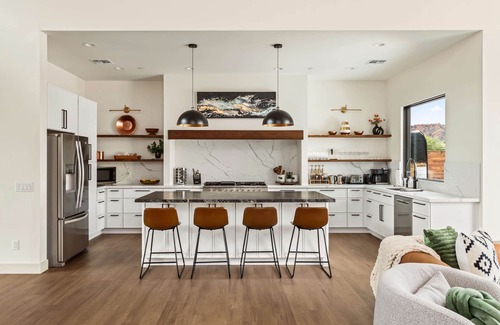 West Sedona House | Modern Vortex by 5 Seasons Homestays