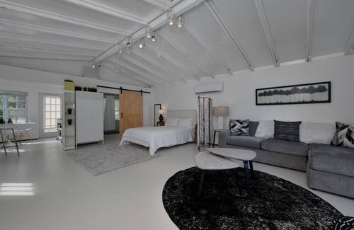 Lake Park Apartment | Modern Waterfront Studio - Minutes to the Beach and Downtown Naples