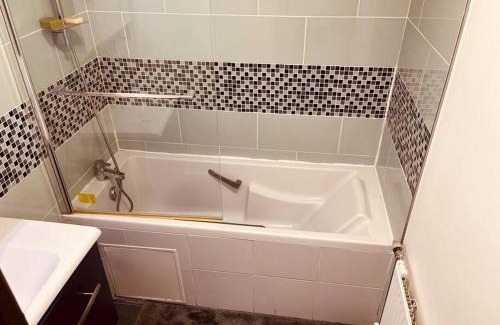 Saint-Gratien Apartment | Moderne appart JO avec parking