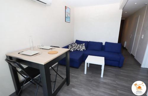 Saint-Cyprien Plage Apartment | Moderne et lumineux appart face à la mer,