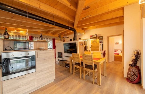Pleystein Apartment | Moderne Ferienwohnung Hochberg mit Balkon